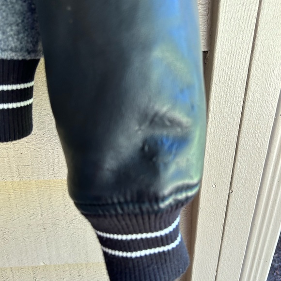 BlankNYC bomber jacket wool blend faux leather sleeves - Picture 5 of 6